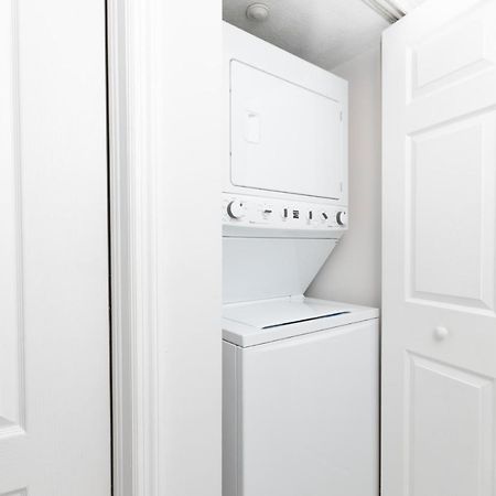 Beautiful 2/2.5 Condo W/Free Parking Fast Wifi Miami Eksteriør bilde