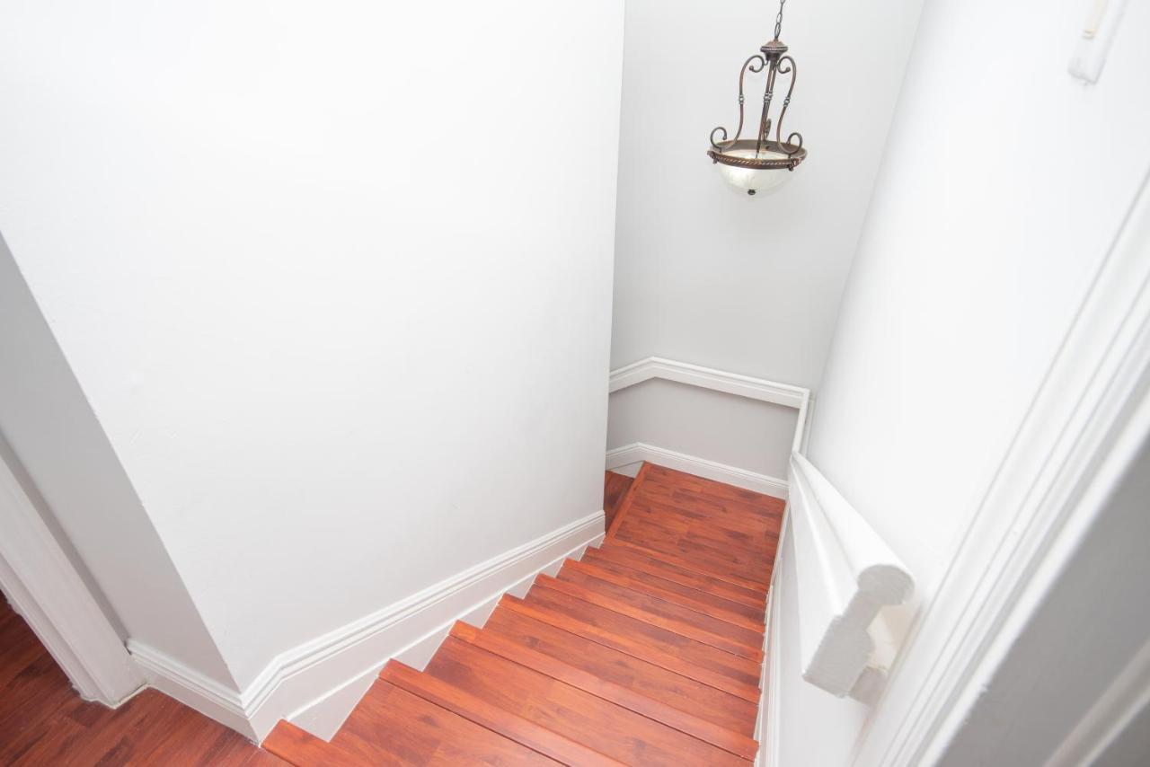 Beautiful 2/2.5 Condo W/Free Parking Fast Wifi Miami Eksteriør bilde